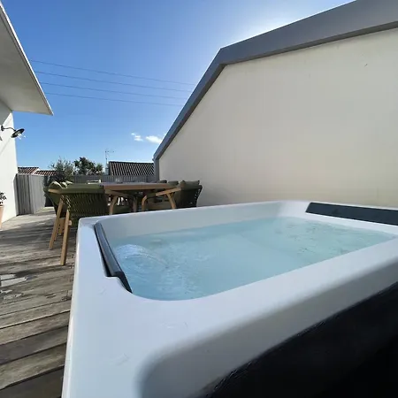 Rompsay Villa